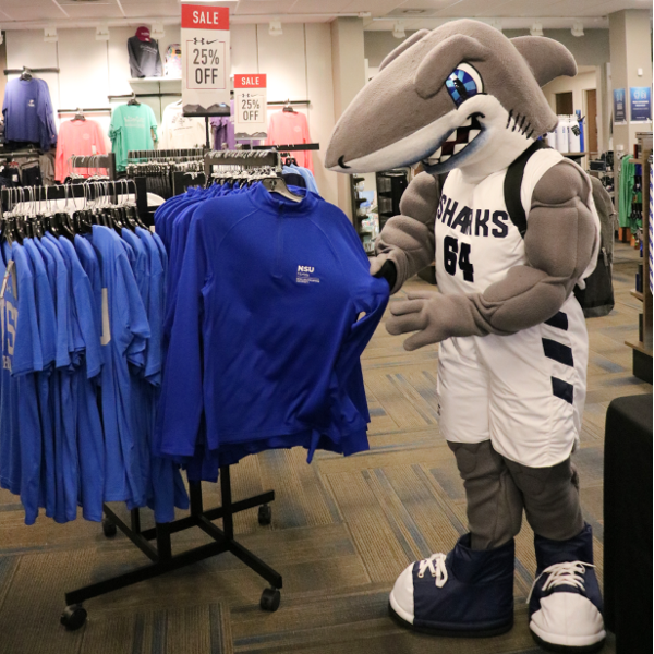 NSU's Razor mascot shopping at the NSU store